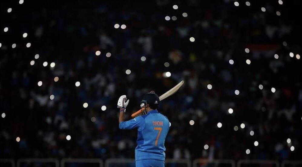sayriyaz's tweet photo. Still a Goosebumps when you walk in to the ground from pavilion either chasing nor batting u r the peoples trust to score more in the board.. still rejoicing the chant Dhoni Dhoni... Dhoni Dhoni #CaptainCool #Dhoni #Dhonian  Enga Thala Dhoniku periya Whistle adingaaaa.. #DhoniDay https://t.co/gv16DZs5o0