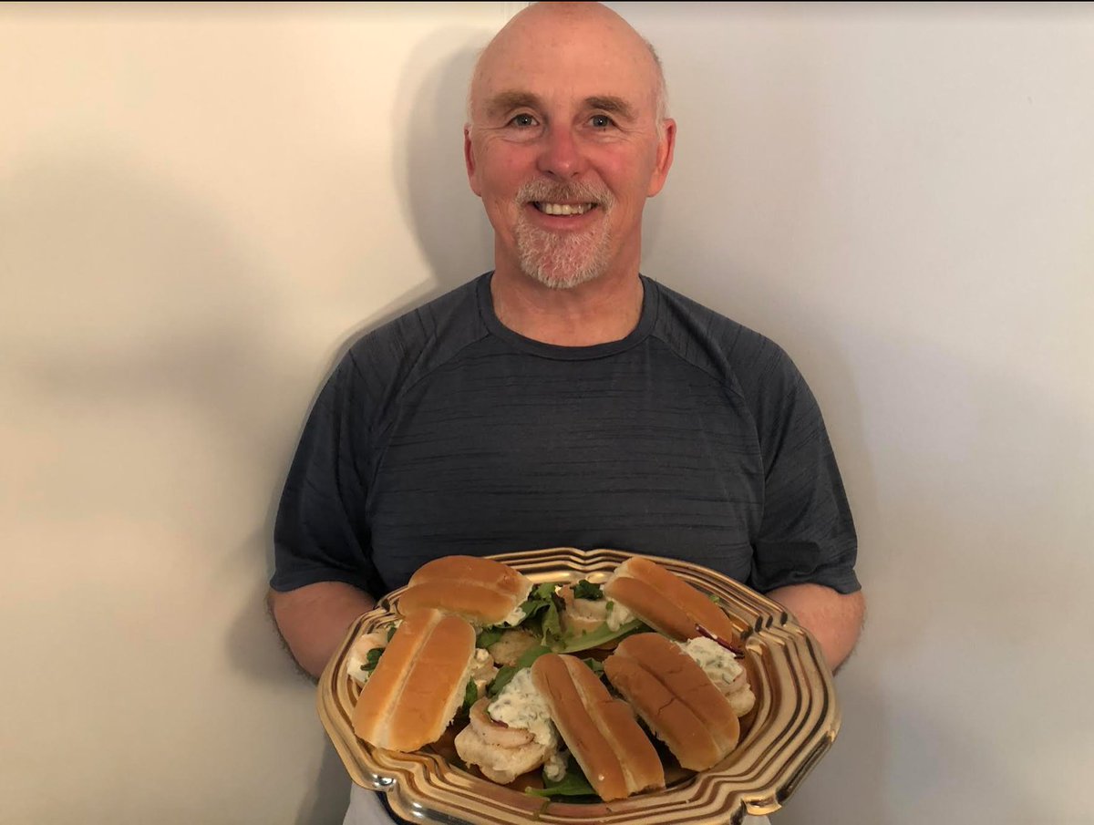 Escml's tweet photo. We're continuing our #MondayYumDay videos for the month of #July! This week #ChefRob brings us #shrimp sliders w/ arugula &amp; remoulade sauce. 🍤
Ingredients &amp; recipe may be found in the comments of the video.
https://t.co/LaljYBj9Ro https://t.co/WEaCxIS97E