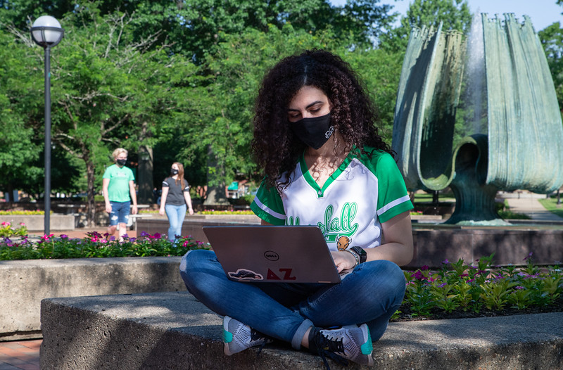 Face coverings are required on our campuses.
 Return-to-Campus kits with cloth face masks and hand sanitizer will be distributed to faculty, staff and students. View our full return-to-campus plan at marshall.edu/coronavirus. #MarshallUFamily #ReturntoMarshallU
