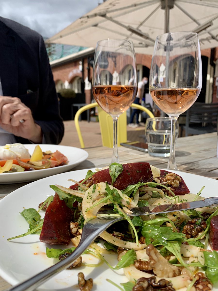acreswildgarden's tweet photo. 🙏Thank you Murmur for a very, very special lunch today 🥗🍷 Our first #restaurant #meal in 4 months and it felt so good 🙏 @Murmur_Beach @michaeljbremner #Brighton #brightonbeach #openingup #WelcomeBack #murmurrestaurant #welcomebackrestaurants https://t.co/RvHolGyG4J