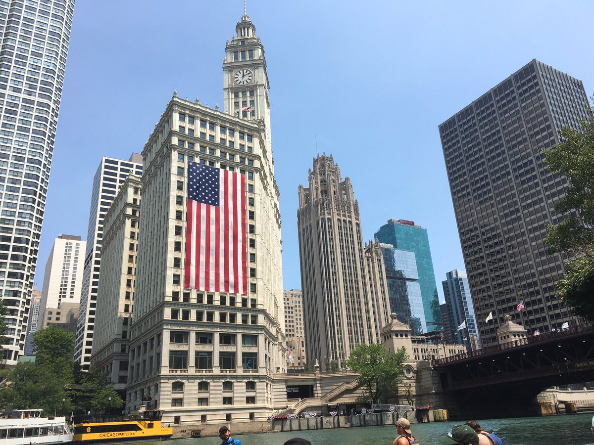 coachhargitt's tweet photo. Great 👍 time today on #kayakChicago ❗️@EHSHuskies @tf241 @CoachRoeper @FurstWoodworks @S2ASystem https://t.co/2eyQVi399Y