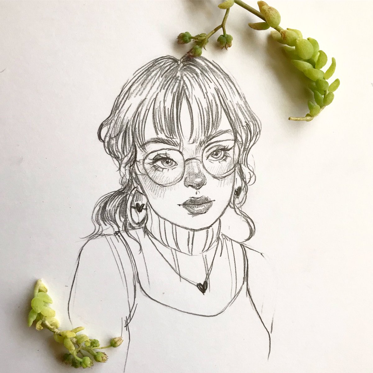 xindyyang's tweet image. #ArtistOnTwitter #headstudy #artshare #pencil #sketch #doodle #egirl #artist #traditionalart #illustration #Illustrator #artwork #Pencildrawing