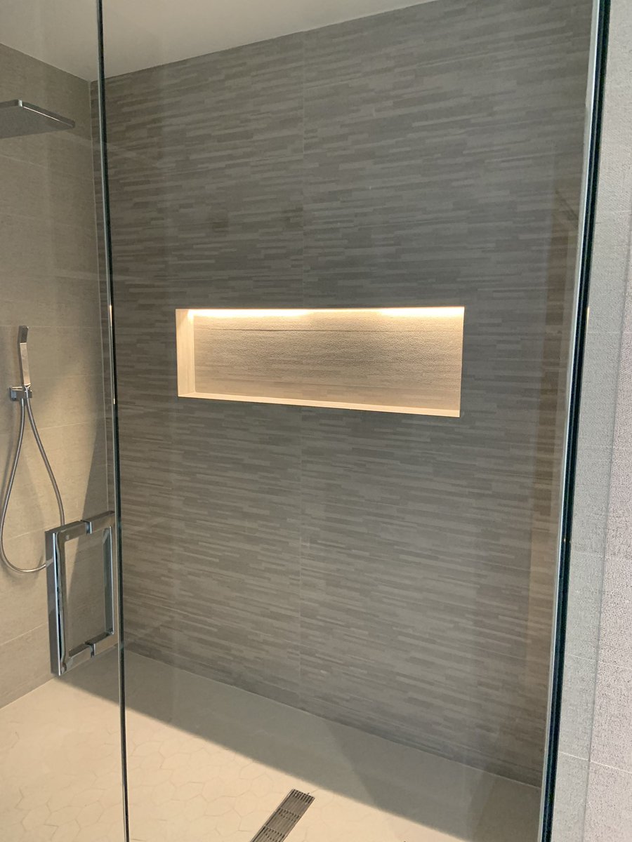 MendezAlex03's tweet photo. Otro de mis Baby’s está listo para entregarse, #FinalInspection #KeyBiscayne #KeyColony #AVandLightingConcepts https://t.co/HZHtSqIsDc