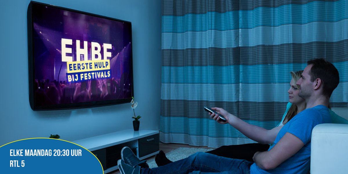 EMSBV's tweet photo. Helaas, deze zomer geen nieuwe opnames. Maar... voor diegenen die het nog niet hebben gezien. We starten weer opnieuw. Vanaf deze maandag de herhaling van Eerste Hulp Bij Festivals op RTL 5 om 20:30 uur. #EHBF #EersteHulp #EersteHulpBijFestivals #EMS https://t.co/KhCjlQL2tP https://t.co/44dMoQkteB