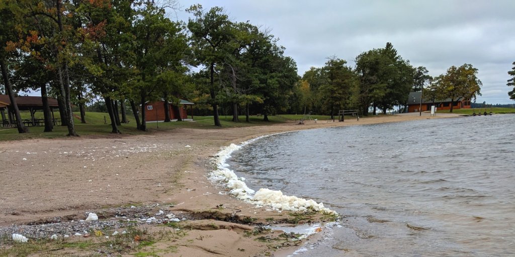 MichiganHHS's tweet photo. Summer recreation season is here. Stay safe and remember to avoid foam on Michigan lakes and rivers known to have per and poly-fluoroalkyl substances (PFAS) in the water. Health advisories can be found in the PFAS Foam section at https://t.co/MtMt7xnzEY. https://t.co/ufHUdVwuHb