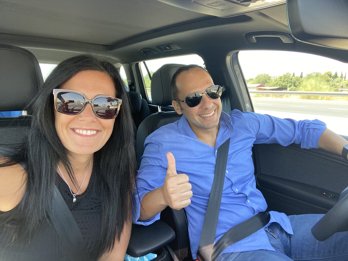 Trabajando en los nuevos proyectos , con mucha ilusion!!@P_BMandaluz #porelcambio#seguimostrabajando💚🤍💚