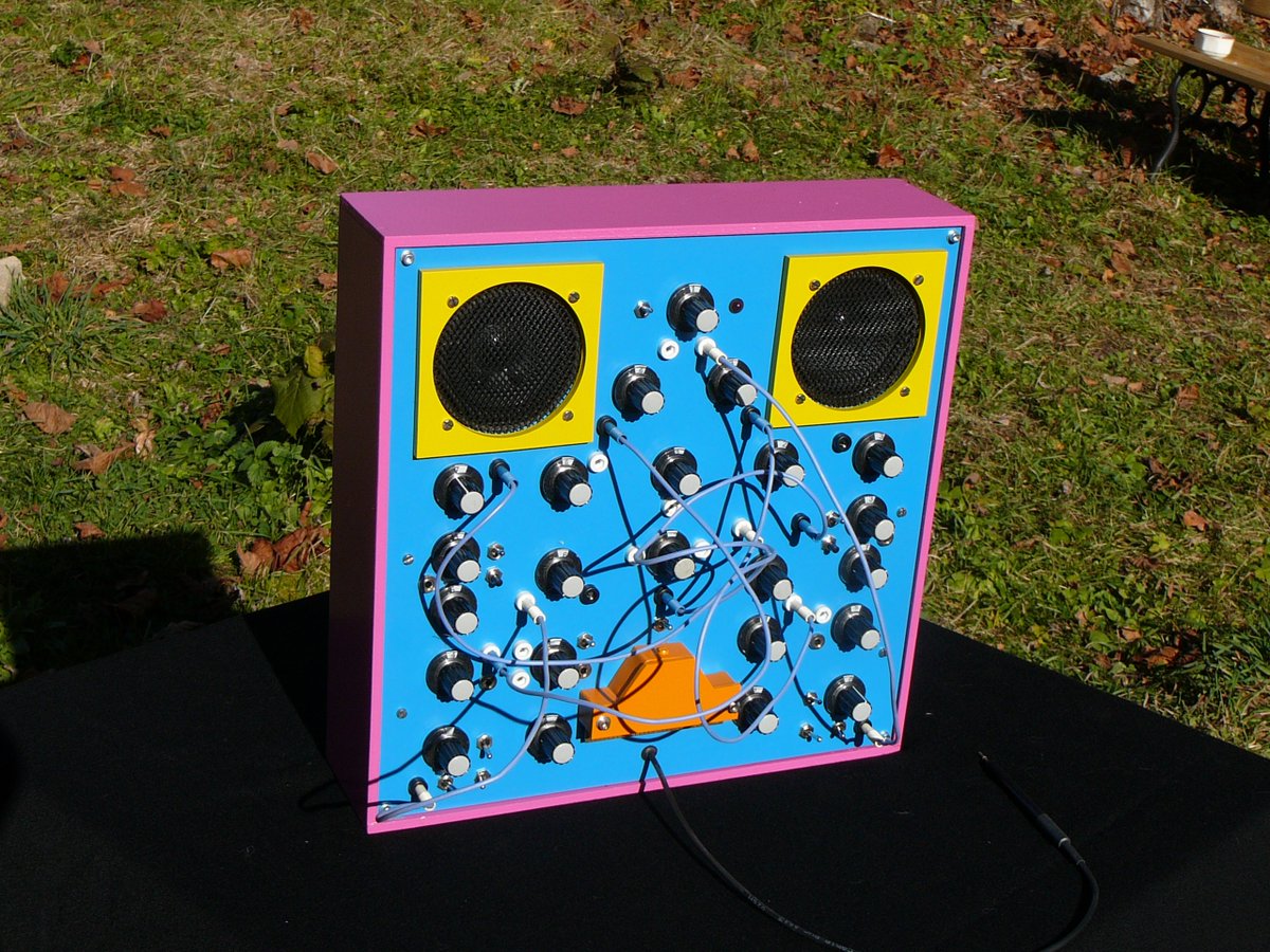 peterkeene_art's tweet image. the minisonics built from old 1970s doug shaw schematic in practical wireless 
#synthi