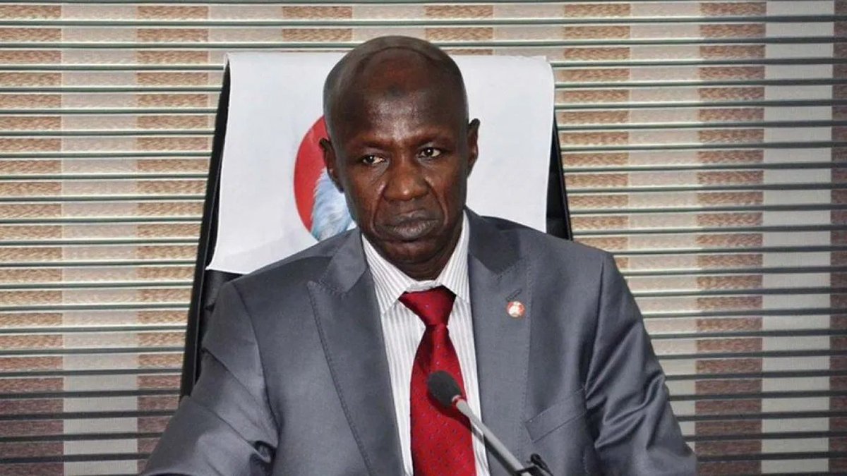 EROSTV1's tweet photo. BREAKING: DSS Arrests @officialEFCC Acting Chairman, Ibrahim Magu | Sahara Reporters 
He was arrested over allegations that he owns four properties and that he was allegedly transferring funds abroad through a third party.
READ MORE: https://t.co/S6cTQ24XGd https://t.co/9iUWmH7GXB