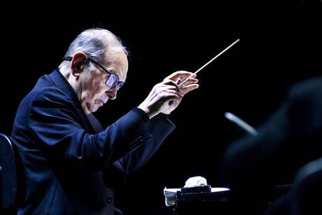 greglocutor's tweet image. R.I.P Ennio Morricone.