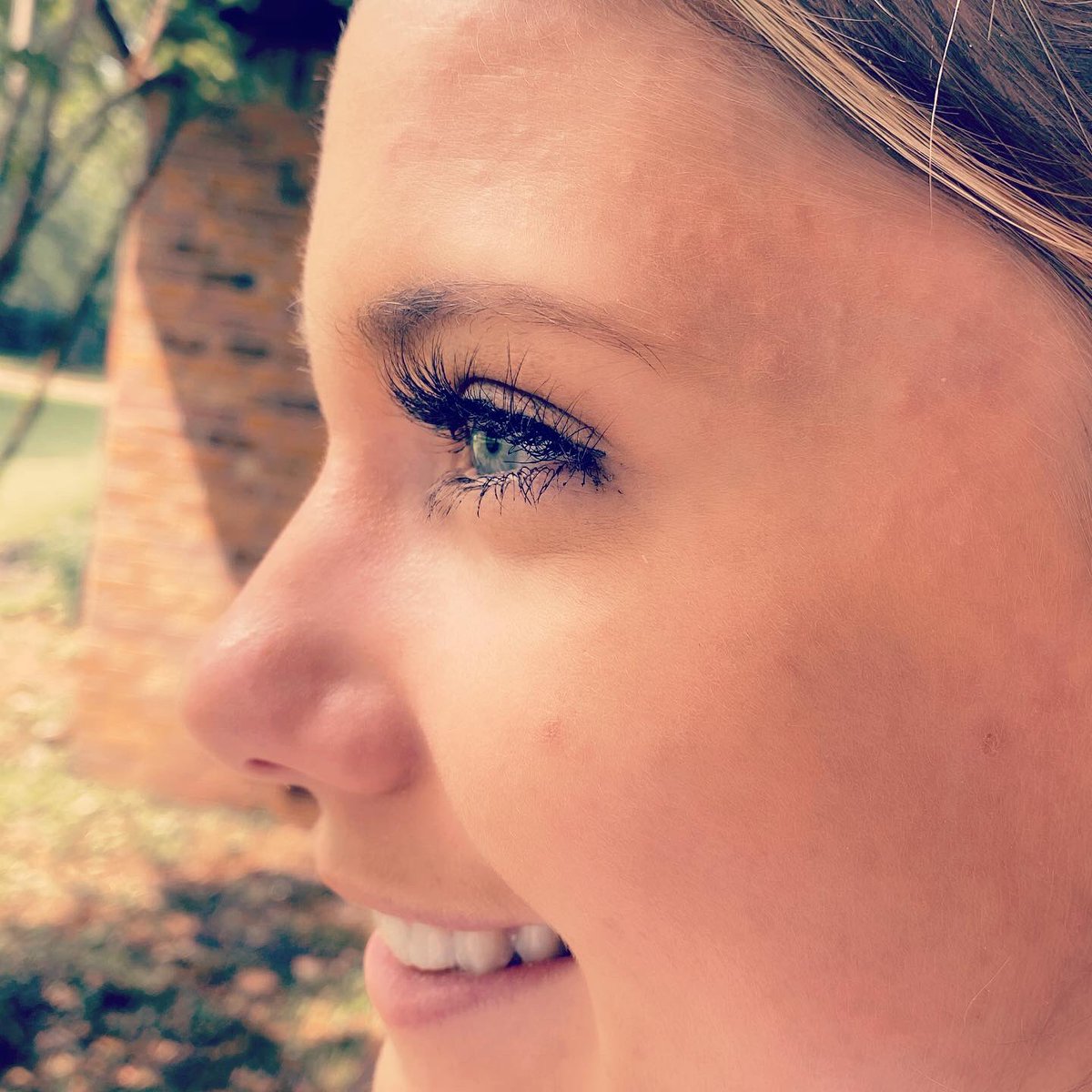 DiamondBuffalo1's tweet photo. Happy Monday!! Nothing makes my heart jump for JOY quite like a beautiful customer who loves DBC lashes 🤩 @AlleeLipford wearing style { The Wendy’s} XO Corrine #realmink #lashes #shopsmall https://t.co/GmaPOTyE1a