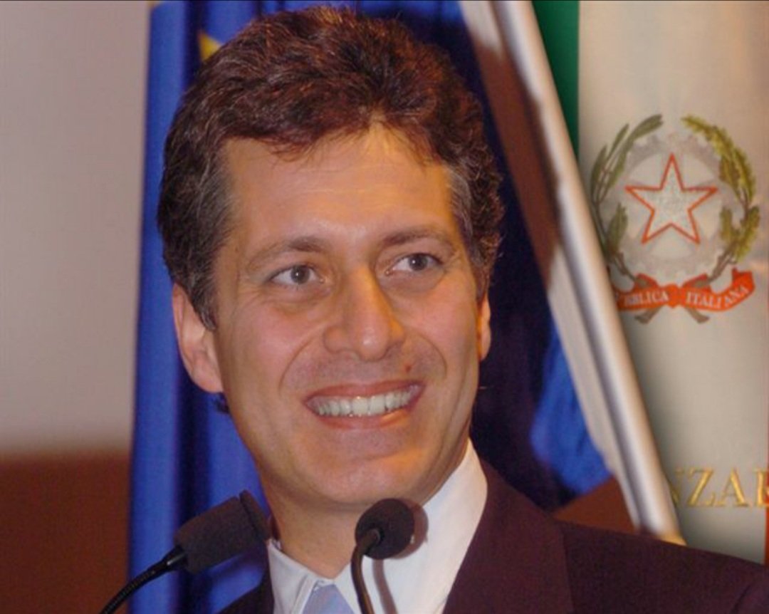 UnindustriaCal1's tweet photo. E’ Aldo Ferrara il presidente di Unindustria Calabria che guiderà l’organizzazione fino al 2024. Succede a @natalemazzuca. È vicepresidente @PIConfindustria
ed è componente del Consiglio Generale di @Confindustria guidato dal presidente @CarloBonomi_ https://t.co/TW7xLJHzzt