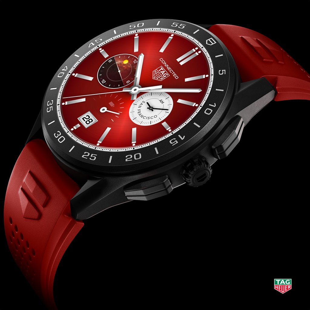 TAGHeuer's tweet photo. Beat the summer heat with flying colors. 

With the new #TAGHeuerConnected straps and watch faces, you can customize your look and make it your very own! What's your favorite combination?

Discover all the stunning possibilities at: https://t.co/nX1eQ0mBx3 https://t.co/Wq4dtE60bm