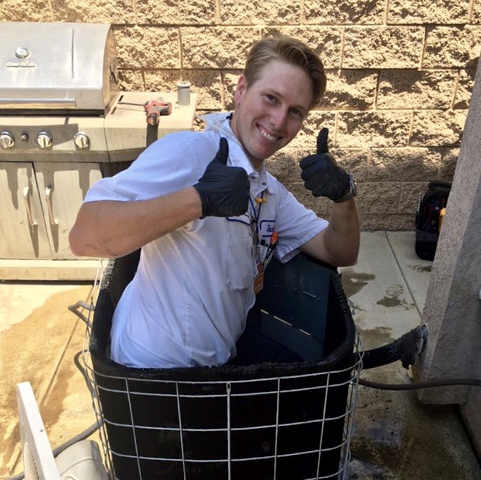 HomeComfortUSA's tweet photo. Jacob's really getting into his work!Β πΒ #ComfortGuys https://t.co/7pQvh162LD