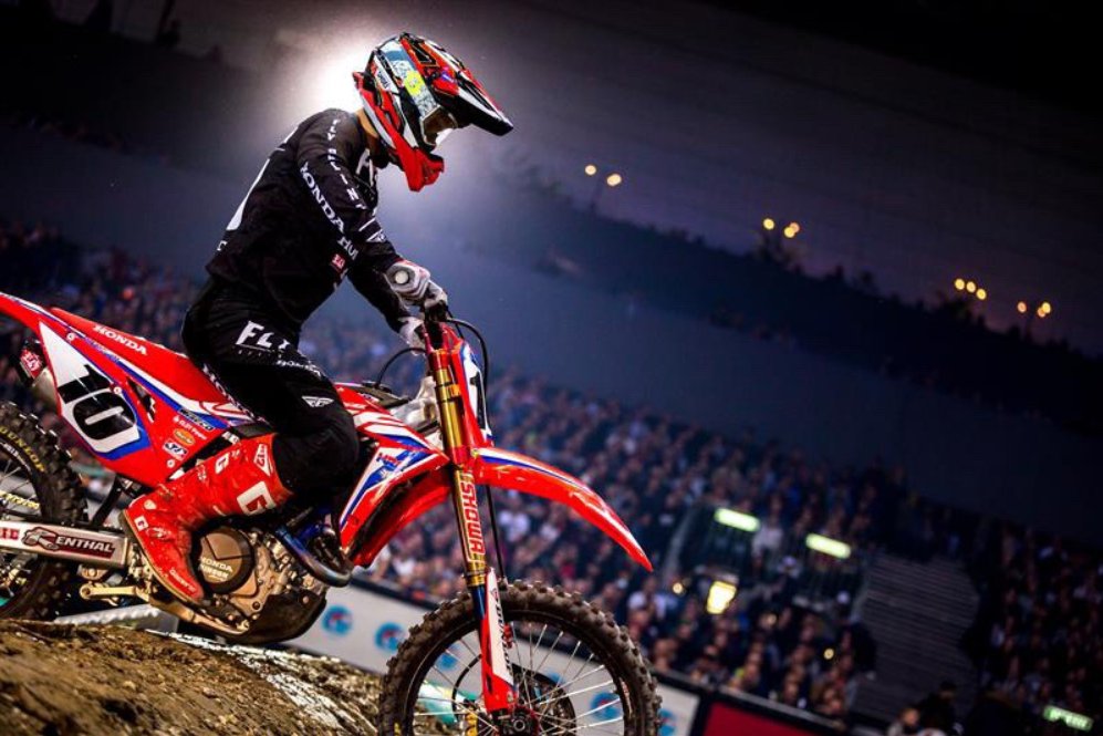 ⚠️The 2020 edition of the Geneva Supercross is cancelled⚠️
It is with a huge twinge in our hearts that we announce the cancellation of next #SupercrossGeneva that was scheduled to take place on December 4 - 5, 2020.