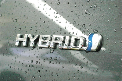 AamcoRepair's tweet photo. The Hybrid Transmission Repair Experts at AAMCO Transmission &amp; Total Car Care will provide you with the best care and maintenance to keep your hybrid vehicle running efficiently. Visit us at https://t.co/1EZVUKSc0y and come in and visit us. #hybridtransmission #transmissions https://t.co/Qa7oIJlNZd