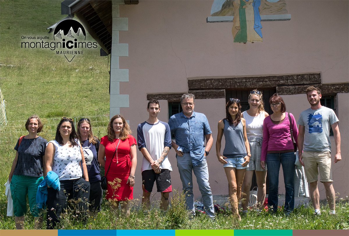 L'équipe #Montagnicimes au complet pour une journée cohésion et (re)découverte du territoire.
Un bol d'air au Col du Chaussy pour marquer le début de la saison d'été.
#tourisme #cetétéjevisitelafrance