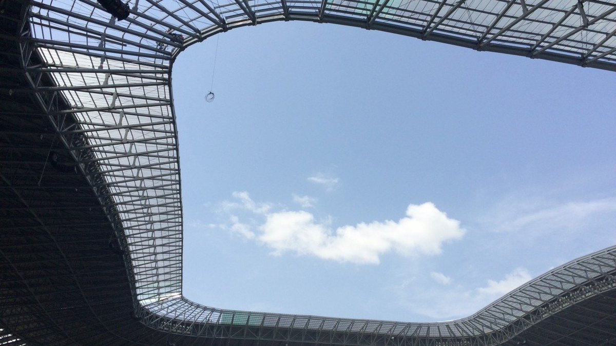 DanpalMX's tweet photo. Una las ventajas que cuenta el sistema #Danpal es evitar los brillos no deseados, esto queda evidenciado en el estadio de los #Rayados de #Monterrey donde se evita el deslumbramiento para las transmisiones de televisión.

 más de nuestros proyectos en 👉 https://t.co/tVX5NwENTo https://t.co/bQw1QCFBoY