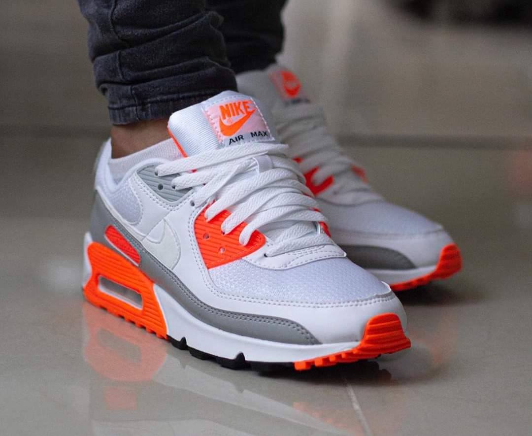 air max 90 hyper orange