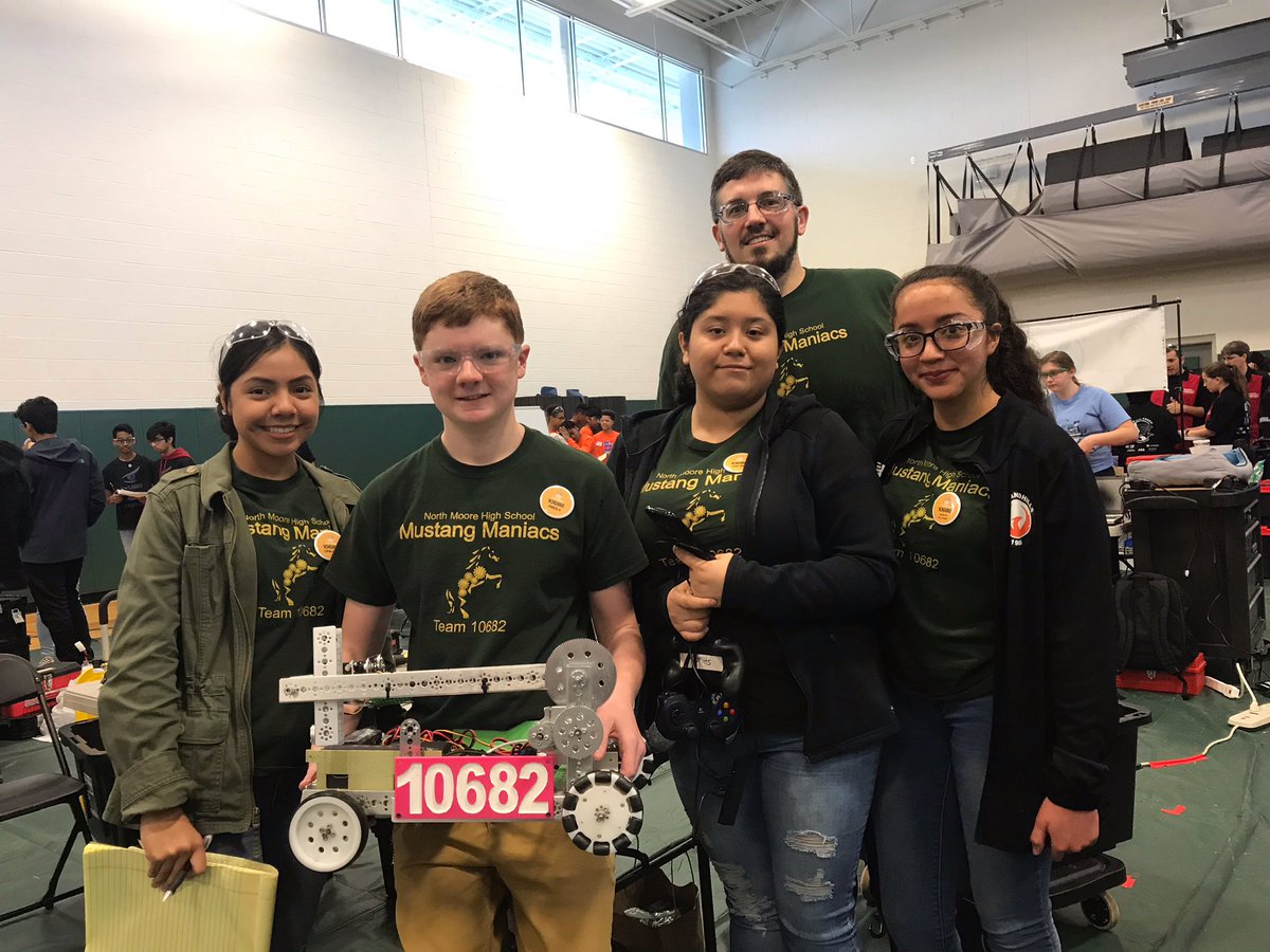 STEM_TC's tweet photo. Thanks to @CollinsAero and @prattandwhitney for the generous FTC Grant. The @NorthMooreHigh robotics team #10682 (Mustang Maniacs) is very grateful for their contribution. @FTCTeams @MCSDigital #mcsrobotics https://t.co/zBA4L7hRbl