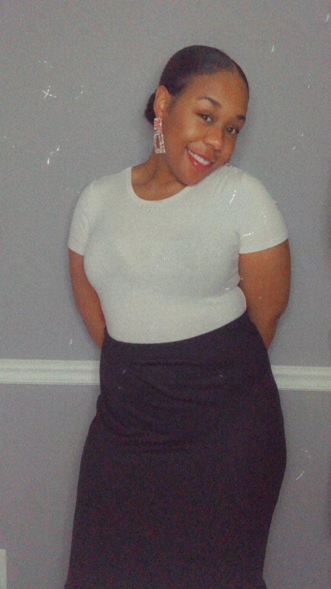 ___AriMichelle's tweet photo. Earrings ๐ shop @closetelizabeth_45 on IG
#SupportBOBs #SupportBlackBusinesses https://t.co/vxI4TKQYYE