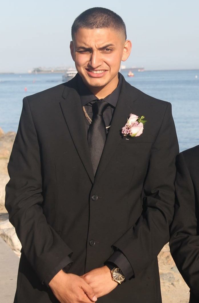 DMNDUCKY's tweet photo. I love you bro. #longlivechanny https://t.co/jOUad0HGWt