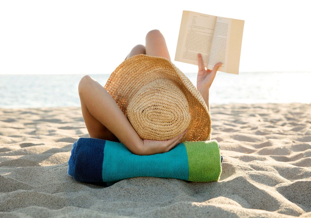 ELLEfrance's tweet photo. Livres : le top ten du mois de juillet https://t.co/hRAqvIikXg https://t.co/cG7XuQrjBY