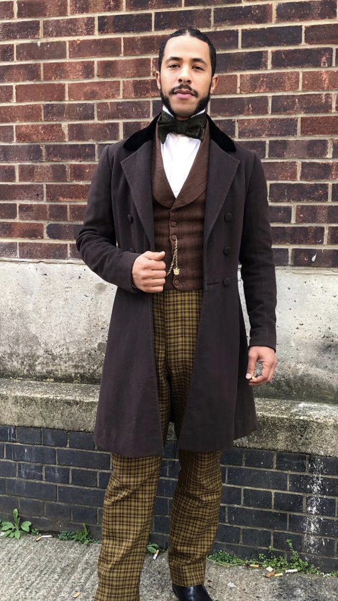 UkweliRoach's tweet photo. To all professionals in the film, television, theatre, entertainment &amp; arts world, join the challenge to post a photo of you in your job. Just a picture, no description. The goal is to flood social media with our profession. Copy the text &amp; post a pic.
#SaveTheArtsUK https://t.co/wPZ9dcI00B