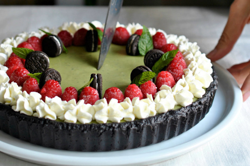 CafeLaBrasilena's tweet photo. Tarta de #chocolate y #tématcha sin horno, una receta fácil e irresistible!!

https://t.co/QuwAtLAuYE vía @directopaladar 

#receta #recipe #matcha #matchalovers #matchaaddicts #greentea  #chocolovers https://t.co/Yc7uviHAGy