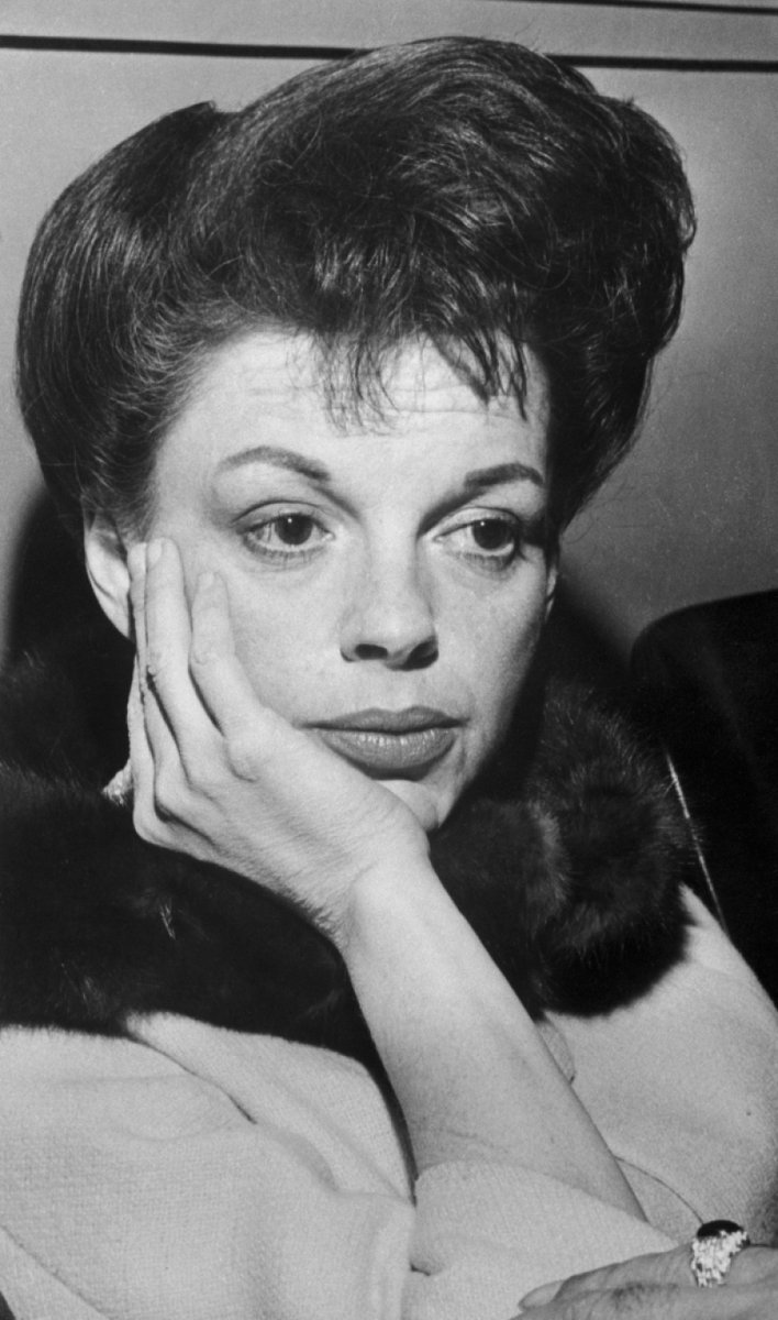 I see #defundBBC is trending again.
Sometimes I feel like that, if Twitter was a living thing,  it would be this damaged Judy Garland figure. A brilliant, dynamic thing that gets uppers, downers &amp; all manner of shit injected into it, based upon what the wankers what it to do next