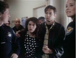 Grungekid84's tweet photo. 1992 #BabySnatcher #DavidDuchovny plays David Anderson. This is a true story movie that was made for #Lifetime. I really like this movie but there isn’t really much to like about David’s character except that he super cute. This movie also sells for a shit ton of money on eBay! https://t.co/JYMZNyD0HC