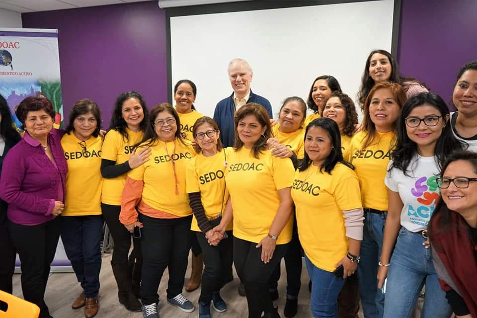 sedoac's tweet photo. El 98% son mujeres las que trabajan en este sector y recuerda que el Gobierno de coalición se comprometió a ratificar el Convenio #189OIT
El pasado febrero recibimos en el #Cethyc en compañía de @AxSolidaridad y otras asociaciones al relator de la #ONU https://t.co/kQuM4rbQR4