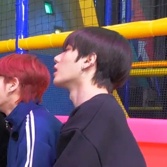 who's the king of side profiles??? i'm glad we agree @TXT_members  @TXT_bighit