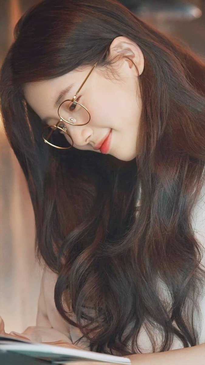 𝑻𝑯𝑨𝑵𝑰𝑪𝑯𝑨 ✿ tweet media