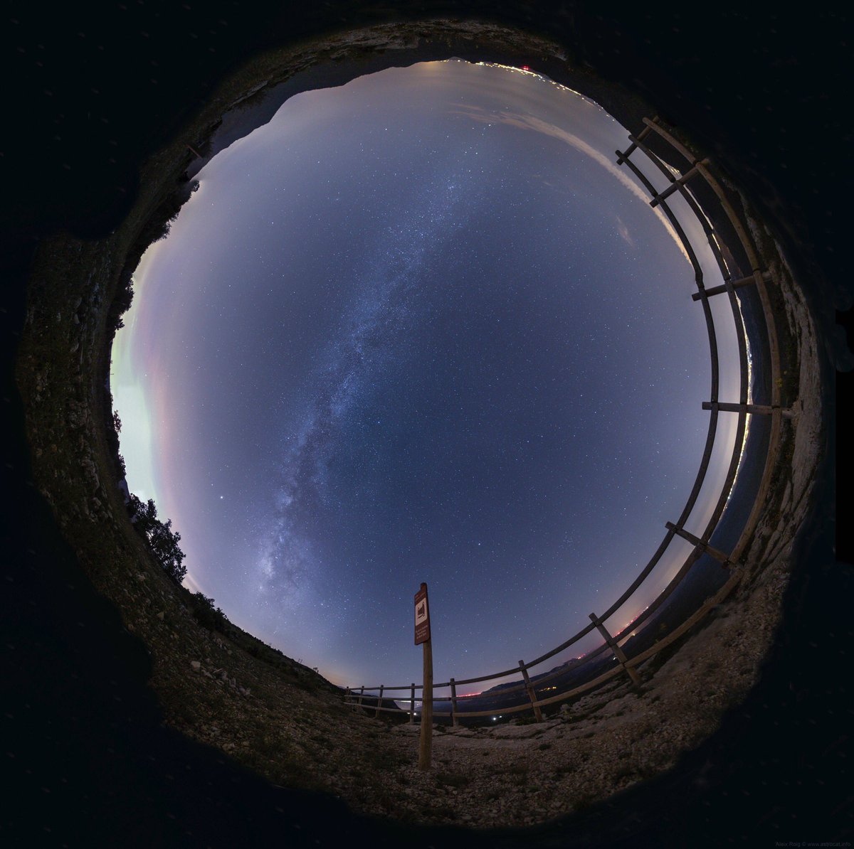 Amb aquesta 📷 “Pla de la Guàrdia 360” us anunciem que tenim importants novetats del PARC ASTRONÒMIC MUNTANYES DE PRADES. Estigueu atents a les xarxes. Els propers dies fem un pas de gegant #parcastronomicprades <a href="/territoricat/">Territori</a> <a href="/gencat/">Generalitat de Catalunya</a> gràcies a l’Ajuntament de Prades 🌌🔭