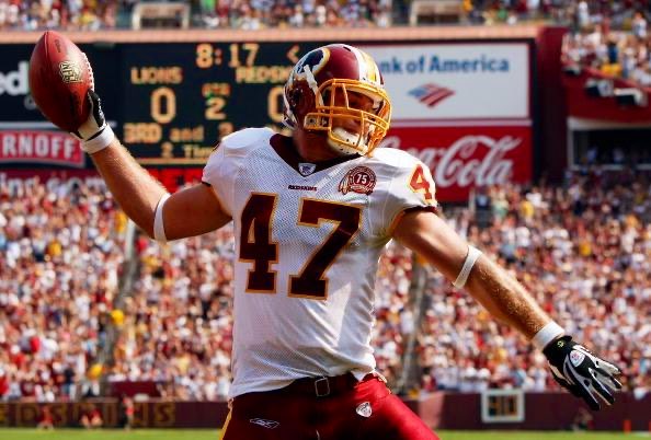Commanders_DC's tweet photo. Tweeting at the
@Redskins
 everyday until they follow me...

Day 47

For #47 I had to go with one of my all time favorite Redskins, both when he played and now providing commentary on the team... Chirs Cooley

#HTTR #Redskins #RedskinsNation #RedskinsTweetTeam #Day47 #ChrisCooley https://t.co/MEP2RpxSCq