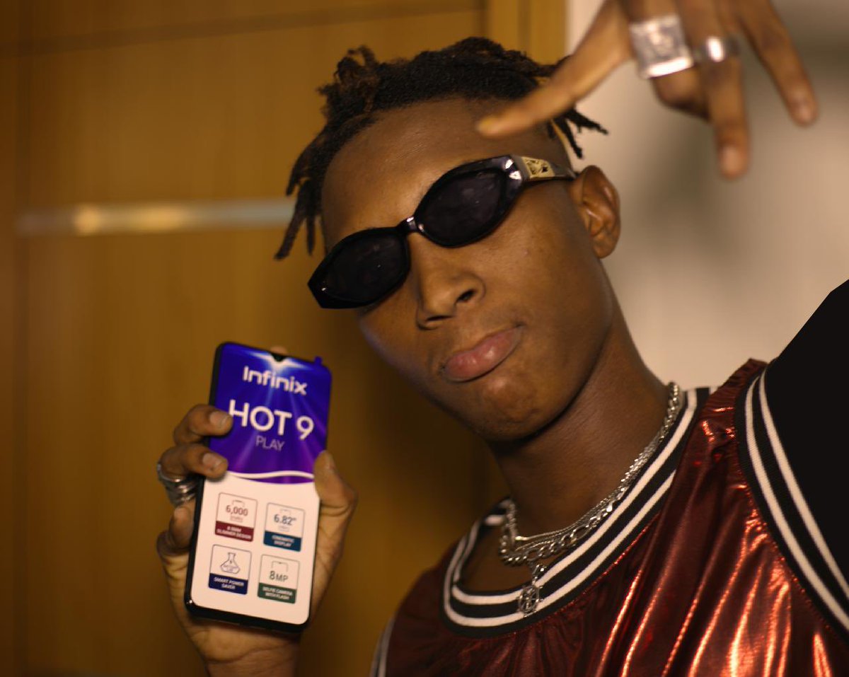 BellaShmurda's tweet photo. You can’t be rich without Wisdom - Bella Shmurda ..Tell me what you love about the Infinix Hot 9 Phone using #BellaShmurdaInfinix https://t.co/kkitDu8mZf