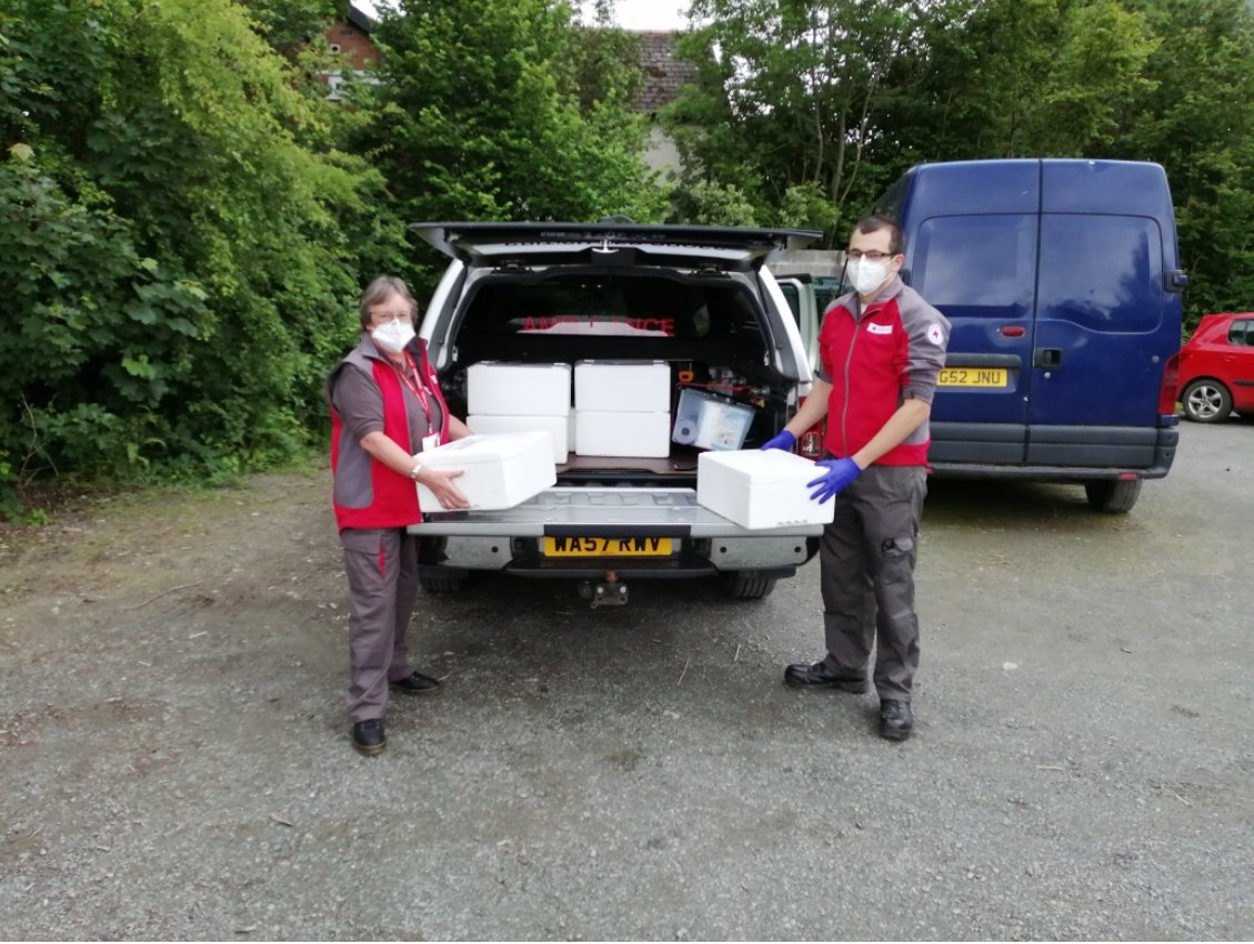 A big thank you to Ruth and Jonathan for their great work last week. They have been delivering hot meals in and around Howey in mid-Wales supporting Ashfield Community Centre with their ongoing work in the local community. They are our #MondayMotivation