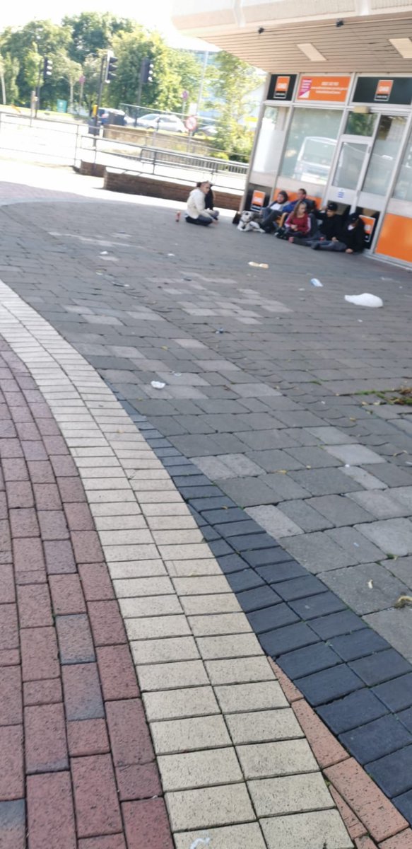 pink_zebra89's tweet photo. @WestYorksPolice Can Something Not Be Done About This? Similar People Were There Saturday, And Again Today...Sat Outside Huddersfield Bus Station...Playing Ridiculously Loud Music, Drinking &amp; The Smell Of Cannabis Coming From Their Direction... #Nuisance https://t.co/UOlpqz6x4K