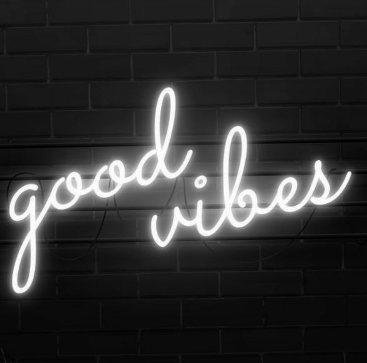 etrnlkkyu's tweet image. 『 ༄ good vibes with us 』
࿐ ⋆ ⭒ ⍣
#ARSD #ARMYSelcaDay @BTS_twt