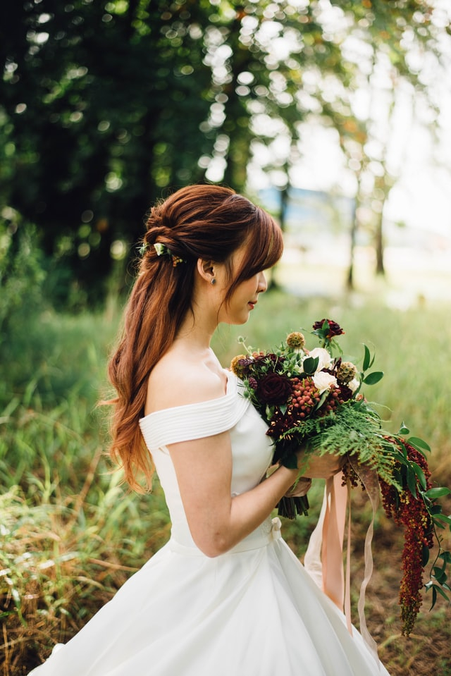 TheRentedEvent's tweet photo. So many of our brides say they want their bouquet to look like they gathered wild flowers from a garden..To whimsical? What do you think? Comment below💬

Follow @ therentedevent

#bohowedding #countrywedding #weddingflowers #outdoorwedding #bridetobe #weddingdress https://t.co/623gEPhfPd