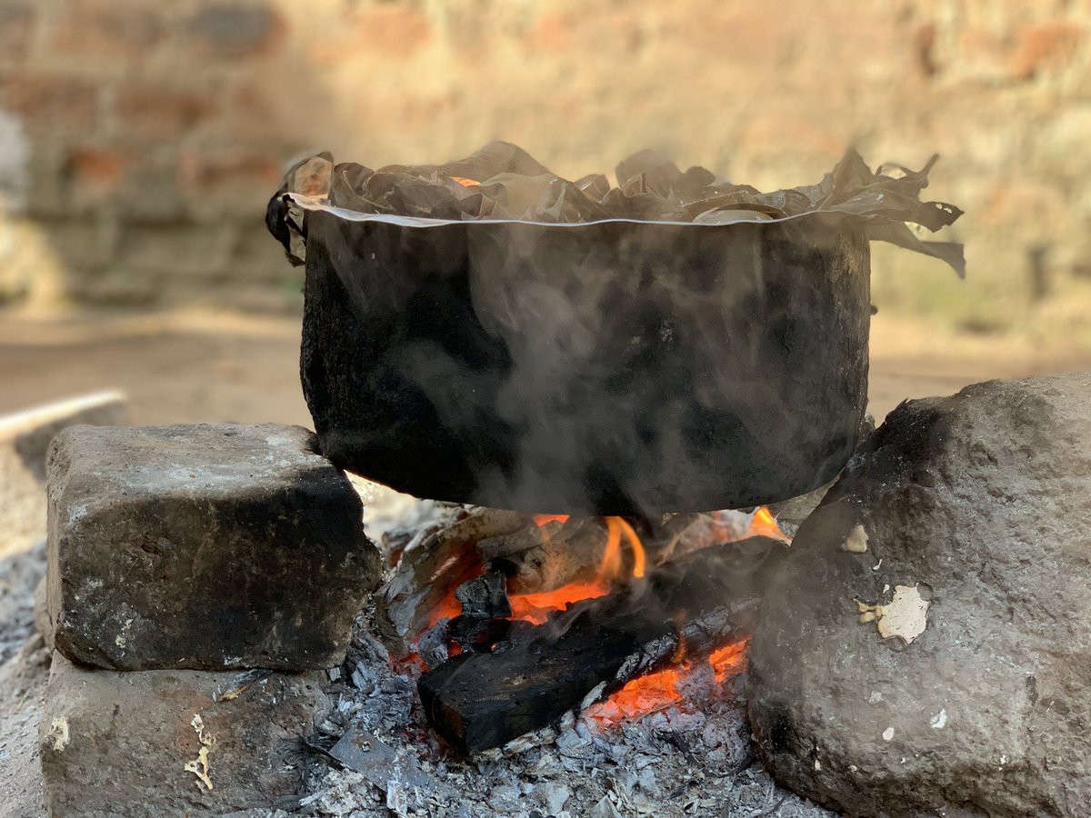 afaruksubasi's tweet photo. Kurban bayramında kestiğimiz hayvanlar, ibadettir. Eğer ete ihtiyacınız varsa kasaba gidebilirsiniz. Çok nadir et yeme fırsatı olan Kurbanlarınızı Afrika’daki gerçek ihtiyaç sahiplerine ulaştırabilirsiniz. Hisse bedeli 600₺ @BCocukOldum #kurbanetbayramolsun https://t.co/7djhYgBjxn