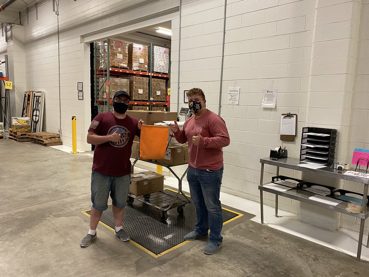 IndianaFFA's tweet photo. Thank you to National FFA, Cargill, Land O’Lakes, Ceres Solutions, and City BBQ for sponsoring our Blessing Bags. These bags were made during our State Day of Service, contained hygiene products for those in need, and were donated to groups in the Indianapolis and Lafayette area. https://t.co/YHNELZkrRZ