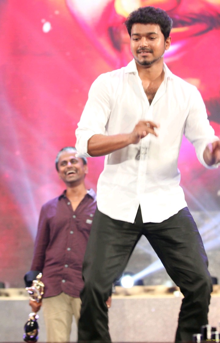 NoName_IDs's tweet image. Gud Nyt All

#Master @actorvijay 
#என்றும்தளபதிவழியில்