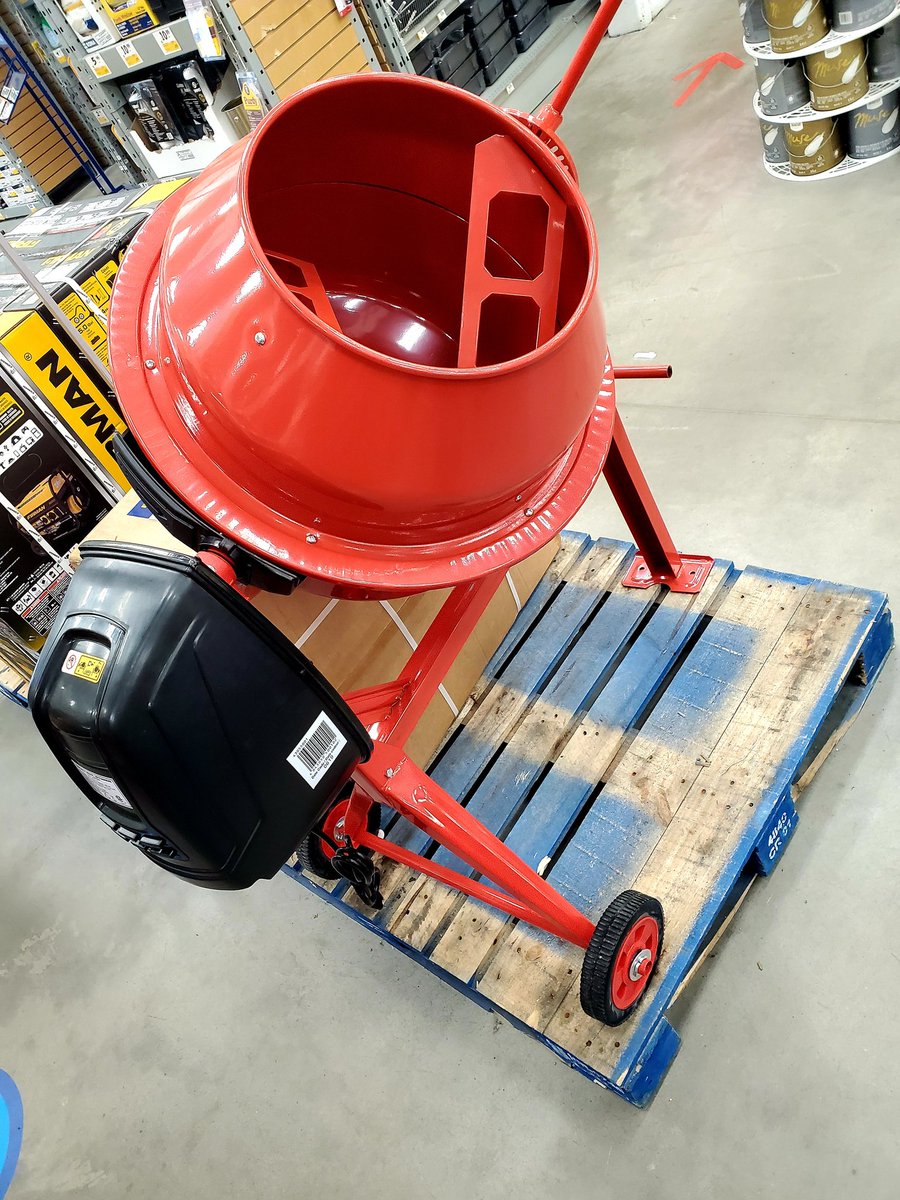 RonaHalifax's tweet photo. 🧱🛠 Tired of mixing concrete by hand? We have a brand new shipment of cement and cement mixers for all your concrete needs! 🚚🚀

#Rona #Lowes #Cement #Concrete #HomeReno #Renovate #DIY #Construction https://t.co/vPQ3OH70v9