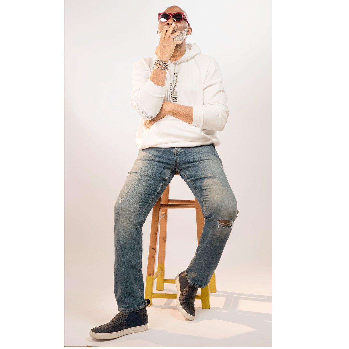 RMofeDamijo tweet picture