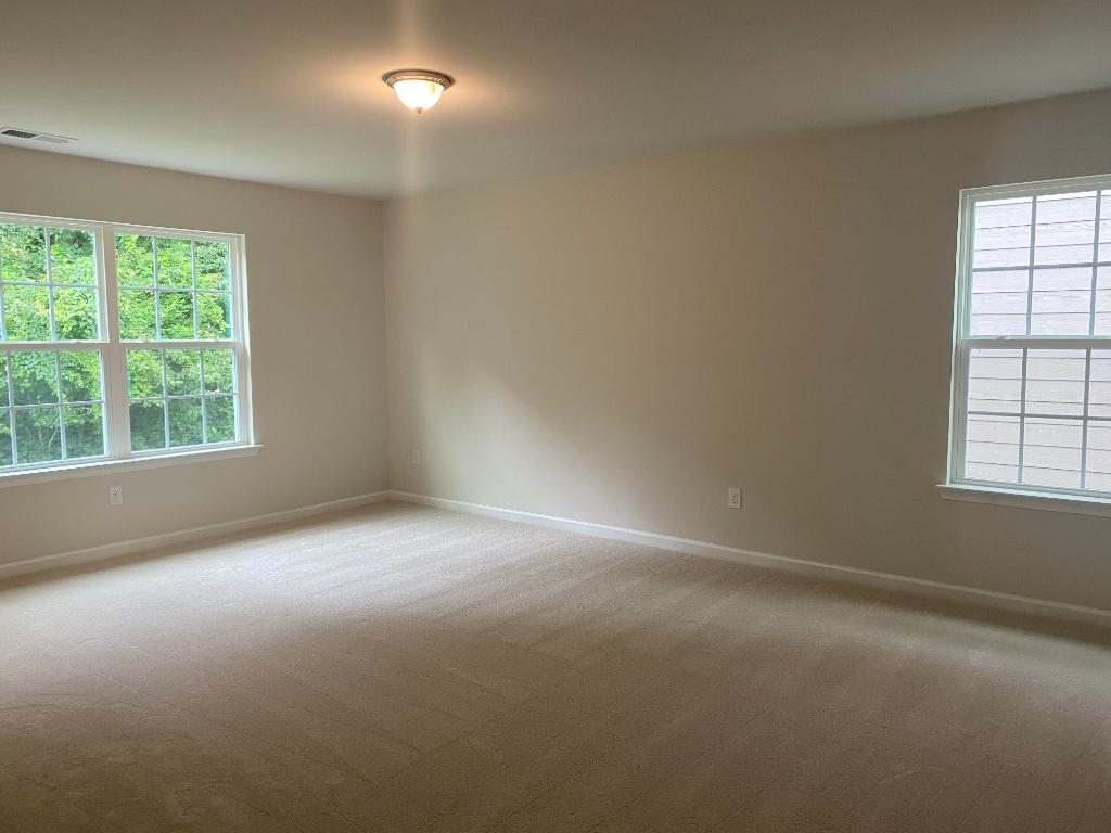 LennarCharNC's tweet photo. Happy #MoveInMonday! We've got another fantastic move-in ready home waiting for you in Mooresville, NC. Check it out today! #QuickMoveInHomes #FeaturedHome #MoveInReady

Greenway floorplan --> 4 beds, 3.5 baths, 2,656 sq. ft. From $344,953 in Byers Creek: https://t.co/5V4mebB6nf https://t.co/YWoC5OAL7w