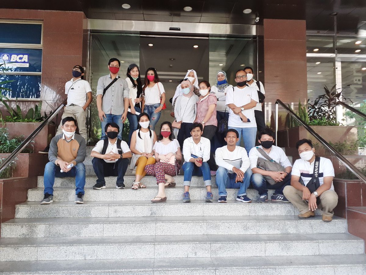 frayogi_joe's tweet photo. Bangkit Melawan atau tunduk tertindas.

#indosuryaPHKsepihak https://t.co/51BCaKJTLG