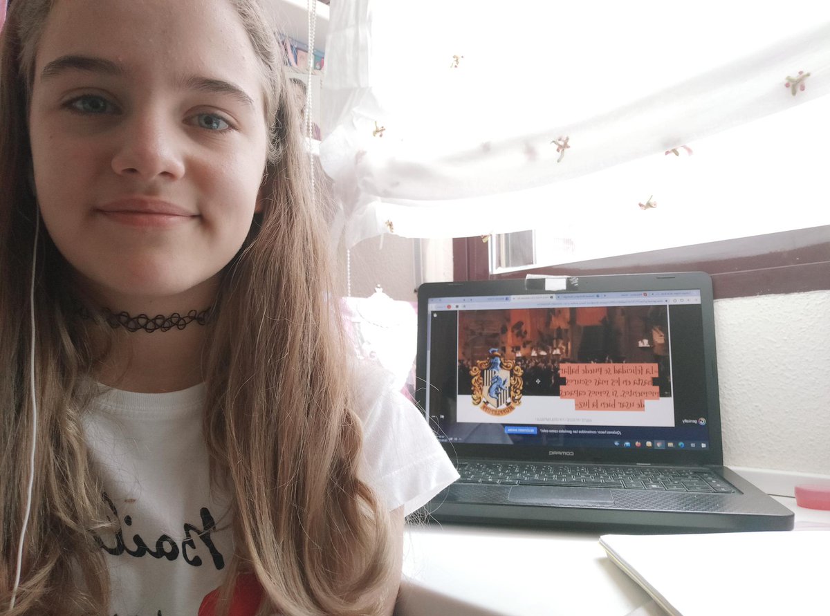 VrErasmus's tweet photo. Some students shared their selfie, thanks to @marinaumi for such ingeniuos activity. https://t.co/AEKgJENX7N