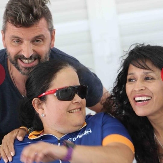 Unlimitedwheel's tweet photo. #GrandesProfesionales q disfrutan a tope 💯🏅🚴 como nuestro speaker de carrera año pasado Gran premio Copa España @circuitvalencia #MuchasGracias 
@alexparre10 ❤️
 @ximena_belen10 ❤️
#MuyRecomendables @egoismopositivo Volveremos💪🚴 #MuchasGraciasATodos
🔝https://t.co/WQLhUfk6Ea