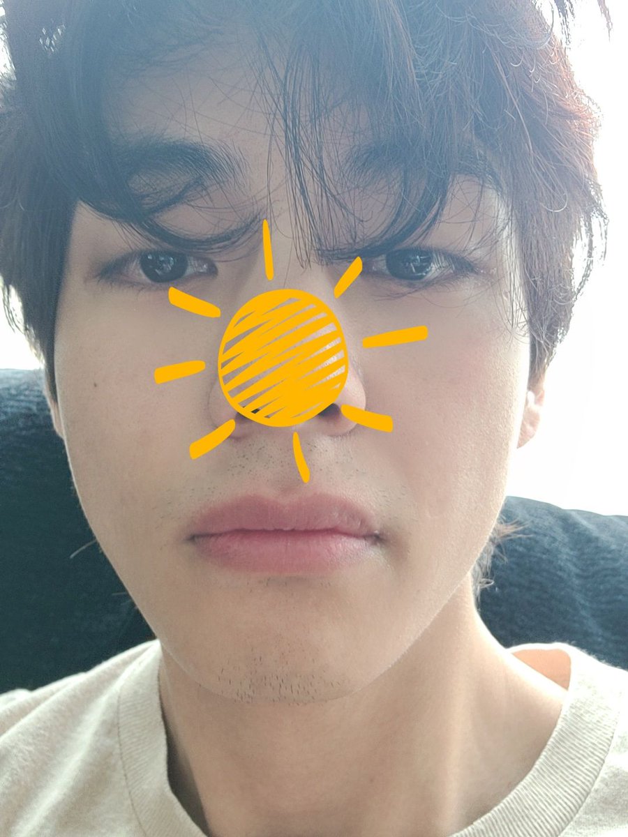vantegxlaxy's tweet photo. Recuerdo que lo hice apenas salió #sunforv sjsnsn yo también quería 👀 #ARMYSeIcaDay @BTS_twt https://t.co/GfvDA7ZmpB